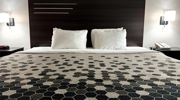Baymont by Wyndham Philadelphia Choctaw Room