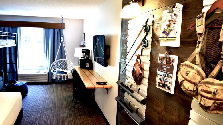<b>The Commerce, Trademark Collection Room</b>. Images powered by <a href="https://iceportal.shijigroup.com/" title="IcePortal" target="_blank">IcePortal</a>.