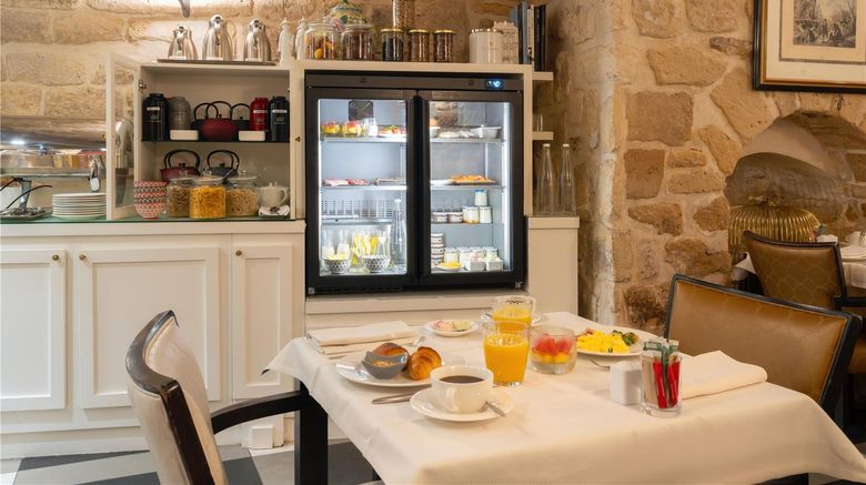 <b>Stendhal Vendome Restaurant</b>. Images powered by <a href="https://iceportal.shijigroup.com/" title="IcePortal" target="_blank">IcePortal</a>.