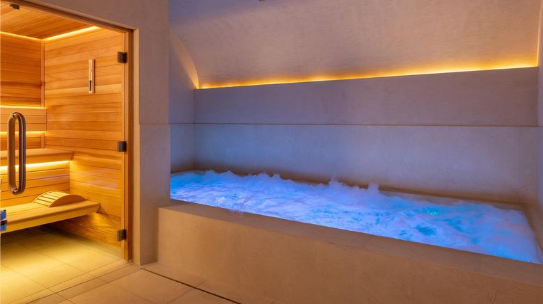 <b>Hotel Alma Spa</b>. Images powered by <a href="https://iceportal.shijigroup.com/" title="IcePortal" target="_blank">IcePortal</a>.
