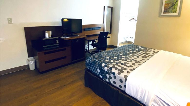 <b>Travelodge Shamokin Dam-Selinsgrove Room</b>. Images powered by <a href="https://iceportal.shijigroup.com/" title="IcePortal" target="_blank">IcePortal</a>.
