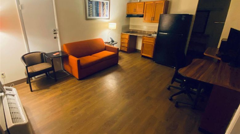 <b>Travelodge Shamokin Dam-Selinsgrove Room</b>. Images powered by <a href="https://iceportal.shijigroup.com/" title="IcePortal" target="_blank">IcePortal</a>.