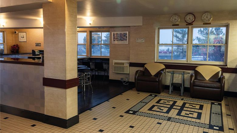 <b>Kings House Motor Hotel Lobby</b>. Images powered by <a href="https://iceportal.shijigroup.com/" title="IcePortal" target="_blank">IcePortal</a>.