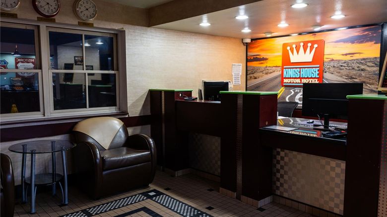 <b>Kings House Motor Hotel Lobby</b>. Images powered by <a href="https://iceportal.shijigroup.com/" title="IcePortal" target="_blank">IcePortal</a>.