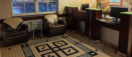 Kings House Motor Hotel Lobby