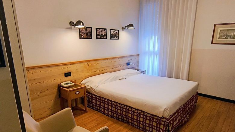 <b>Nuovo Miramonti Hotel Room</b>. Images powered by <a href="https://iceportal.shijigroup.com/" title="IcePortal" target="_blank">IcePortal</a>.