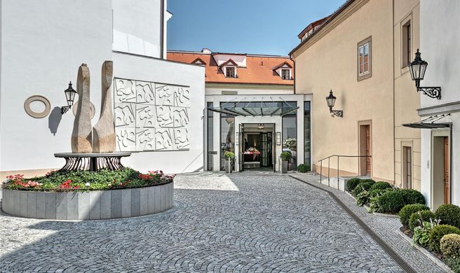 Augustine, a Luxury Collection Hotel Exterior