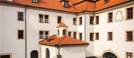 Augustine, a Luxury Collection Hotel Exterior
