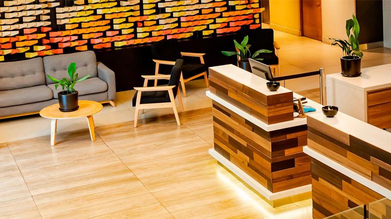 <b>Hotel Costanera Concepcion Lobby</b>. Images powered by <a href="https://iceportal.shijigroup.com/" title="IcePortal" target="_blank">IcePortal</a>.