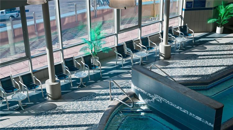 Hyatt Regency Niagara Falls Fallsview Pool