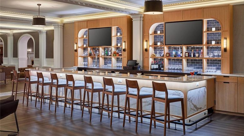 <b>Seaview Hotel Restaurant</b>. Images powered by <a href="https://iceportal.shijigroup.com/" title="IcePortal" target="_blank">IcePortal</a>.