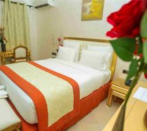 La Villa Racine Room