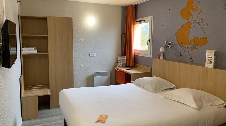 <b>Hotel Initial Balladins Tours Sud Room</b>. Images powered by <a href="https://iceportal.shijigroup.com/" title="IcePortal" target="_blank">IcePortal</a>.