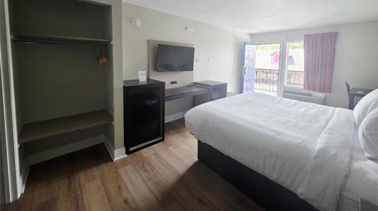 Briarstone Inn Room