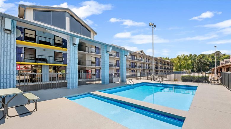 <b>Briarstone Inn Pool</b>. Images powered by <a href="https://iceportal.shijigroup.com/" title="IcePortal" target="_blank">IcePortal</a>.