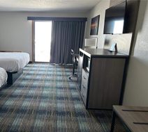 AmericInn Saint Ignace Lakefront Room