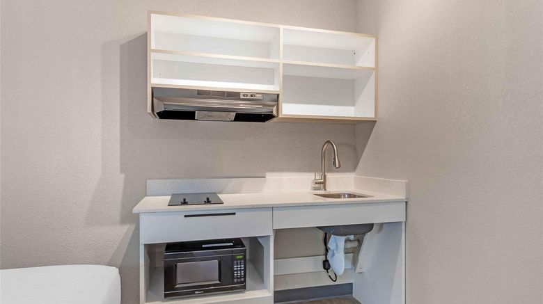 <b>Extended Stay America Longview Room</b>. Images powered by <a href="https://iceportal.shijigroup.com/" title="IcePortal" target="_blank">IcePortal</a>.