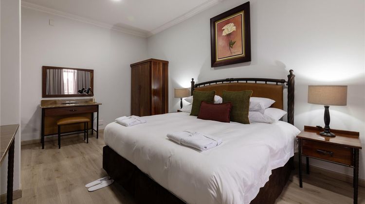 Basden Wood Suite