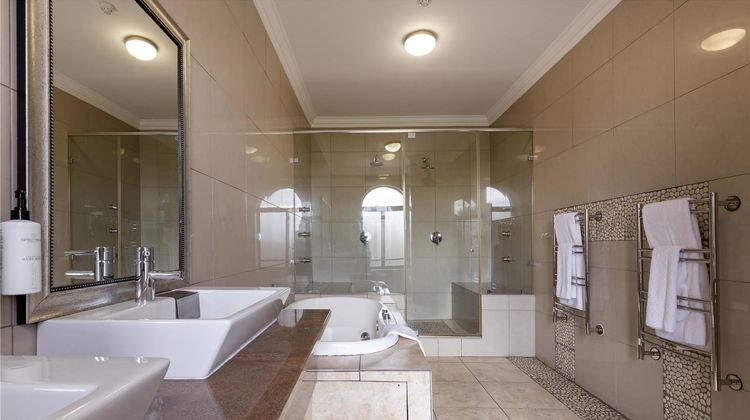 Basden Wood Suite