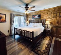Log Cabins at Branson Cedars Resort Room