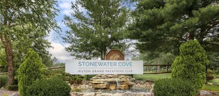 Hilton Grand Vacations Club Stonewater Exterior