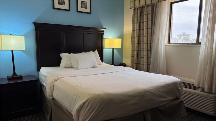 Wingate by Wyndham Lubbock South Room
