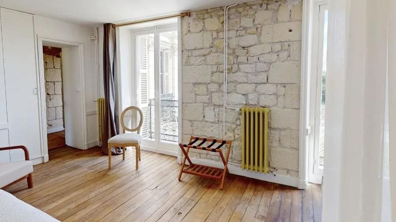 <b>Chateau Royal de Benays Suite</b>. Images powered by <a href="https://iceportal.shijigroup.com/" title="IcePortal" target="_blank">IcePortal</a>.