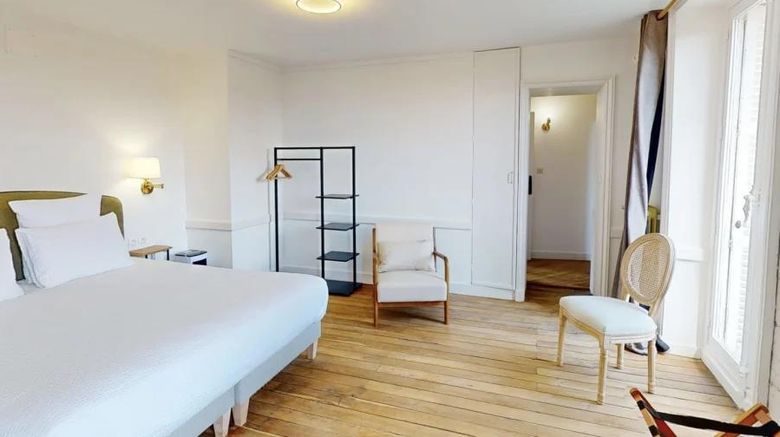 <b>Chateau Royal de Benays Suite</b>. Images powered by <a href="https://iceportal.shijigroup.com/" title="IcePortal" target="_blank">IcePortal</a>.
