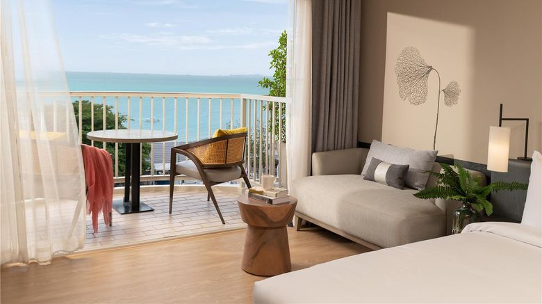 <b>Cross Pattaya Pratamnak Room</b>. Images powered by <a href="https://iceportal.shijigroup.com/" title="IcePortal" target="_blank">IcePortal</a>.