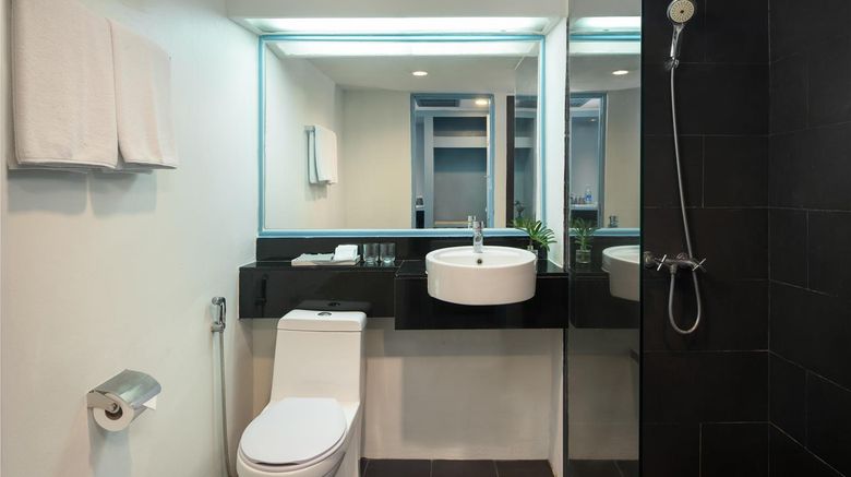 <b>King Park Avenue Hotel Room</b>. Images powered by <a href="https://iceportal.shijigroup.com/" title="IcePortal" target="_blank">IcePortal</a>.
