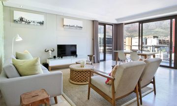 Cape Town City Luxury Apartment.