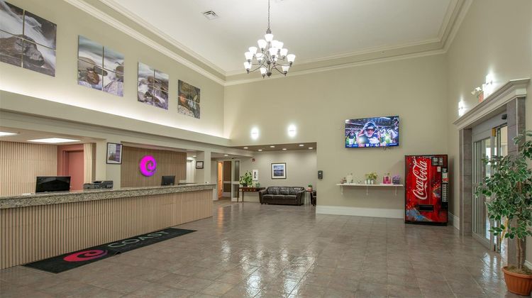 Lakeview Inn & Suites Edson Arpt West Lobby