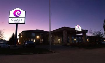 Lakeview Inn & Suites Edson Arpt West