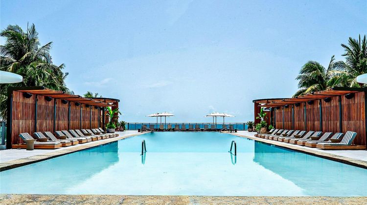 Signia by Hilton Diplomat Beach Resort Pool
