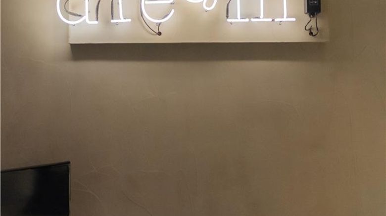 <b>Ze Hotel Restaurant</b>. Images powered by <a href="https://iceportal.shijigroup.com/" title="IcePortal" target="_blank">IcePortal</a>.