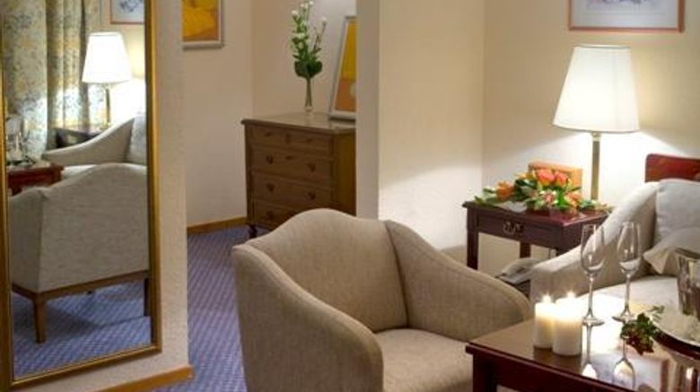 <b>Corfu Palace Hotel Garitsa Bay Suite</b>. Images powered by <a href="https://iceportal.shijigroup.com/" title="IcePortal" target="_blank">IcePortal</a>.