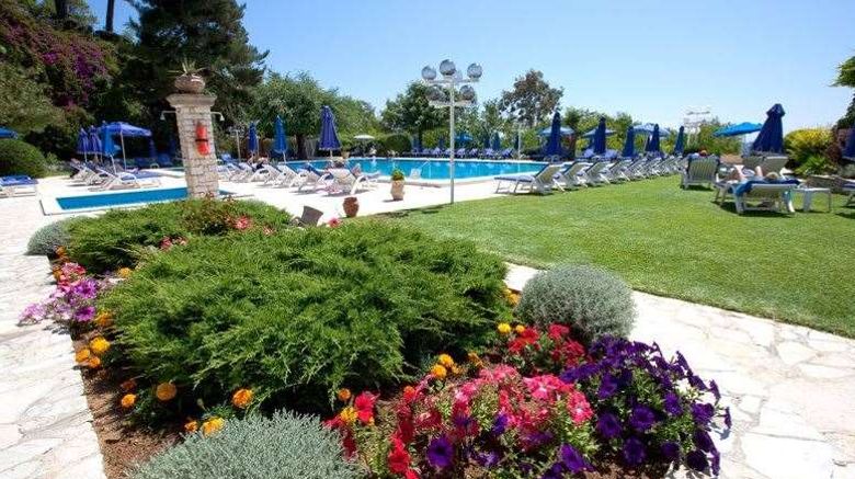 <b>Corfu Palace Hotel Garitsa Bay Pool</b>. Images powered by <a href="https://iceportal.shijigroup.com/" title="IcePortal" target="_blank">IcePortal</a>.