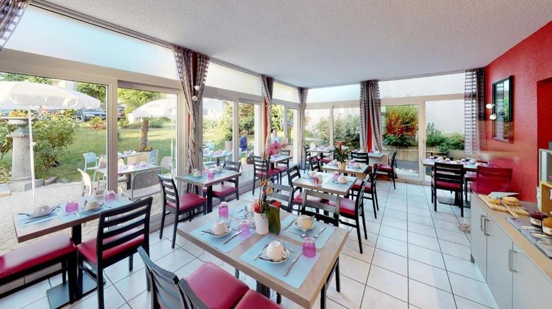 <b>Inter Hotel De France Restaurant</b>. Images powered by <a href="https://iceportal.shijigroup.com/" title="IcePortal" target="_blank">IcePortal</a>.