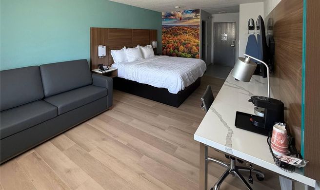 Super 8 Springfield/Battlefield Room