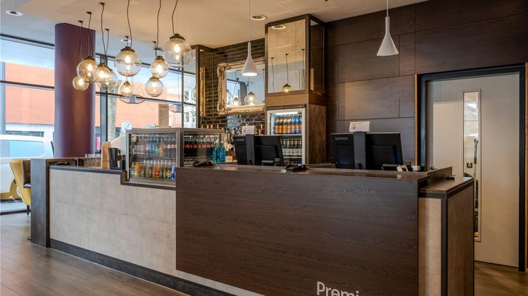 Super 8 by Wyndham Koblenz Lobby