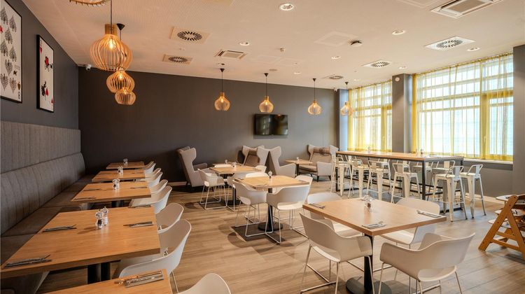 Super 8 by Wyndham Koblenz Restaurant