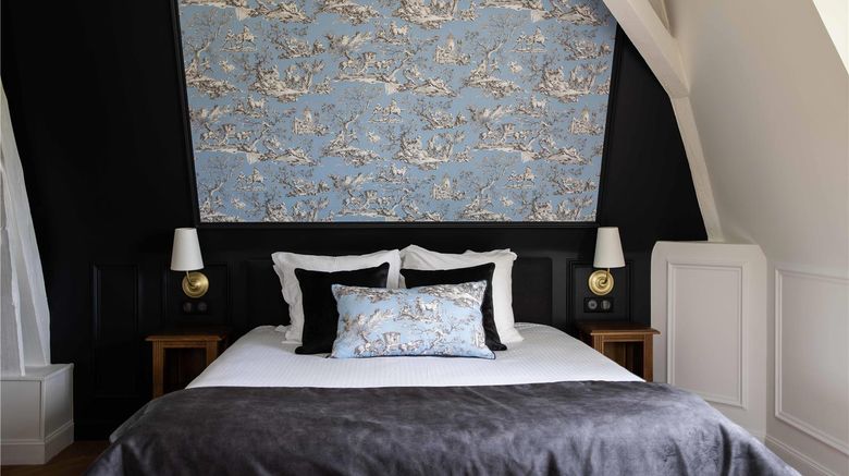 <b>Chateau de la Bucherie Room</b>. Images powered by <a href="https://iceportal.shijigroup.com/" title="IcePortal" target="_blank">IcePortal</a>.