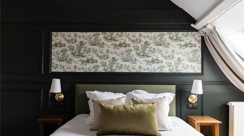 <b>Chateau de la Bucherie Room</b>. Images powered by <a href="https://iceportal.shijigroup.com/" title="IcePortal" target="_blank">IcePortal</a>.