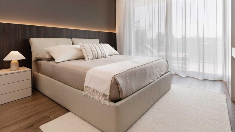 <b>Radisson Blu Hotel Bergamo Choruslife Suite</b>. Images powered by <a href="https://iceportal.shijigroup.com/" title="IcePortal" target="_blank">IcePortal</a>.