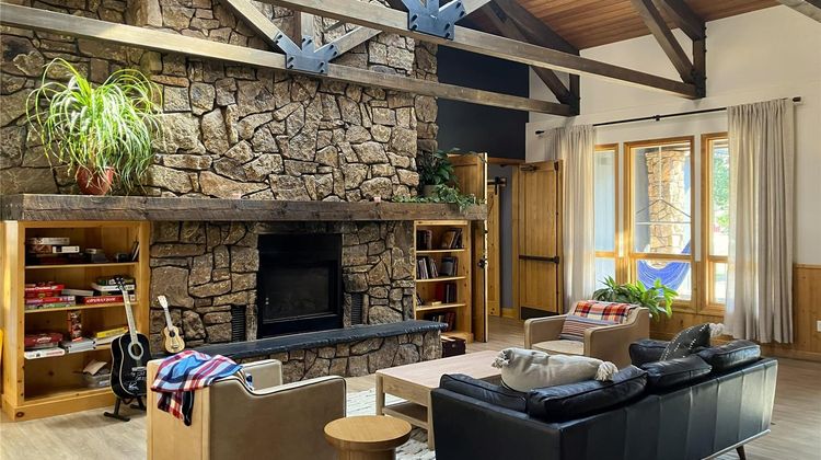 Wolf Creek Lodge, BW Signature Lobby