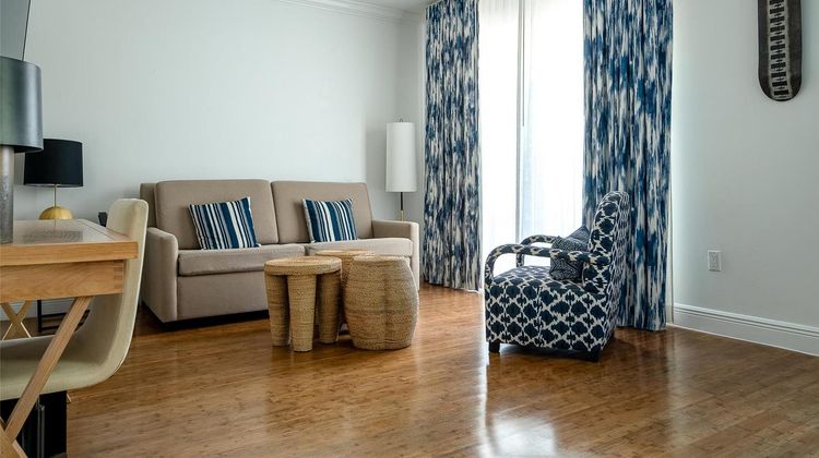 Angler's Hotel Miami Beach Suite