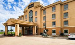Holiday Inn Express Hotel & Suites