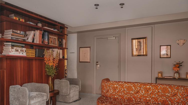 Belloy Saint-Germain Lobby