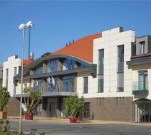 Gokart Hotel & Restaurant Exterior