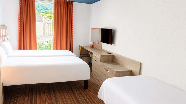 Greet Lourdes Centre Pyrenees Room